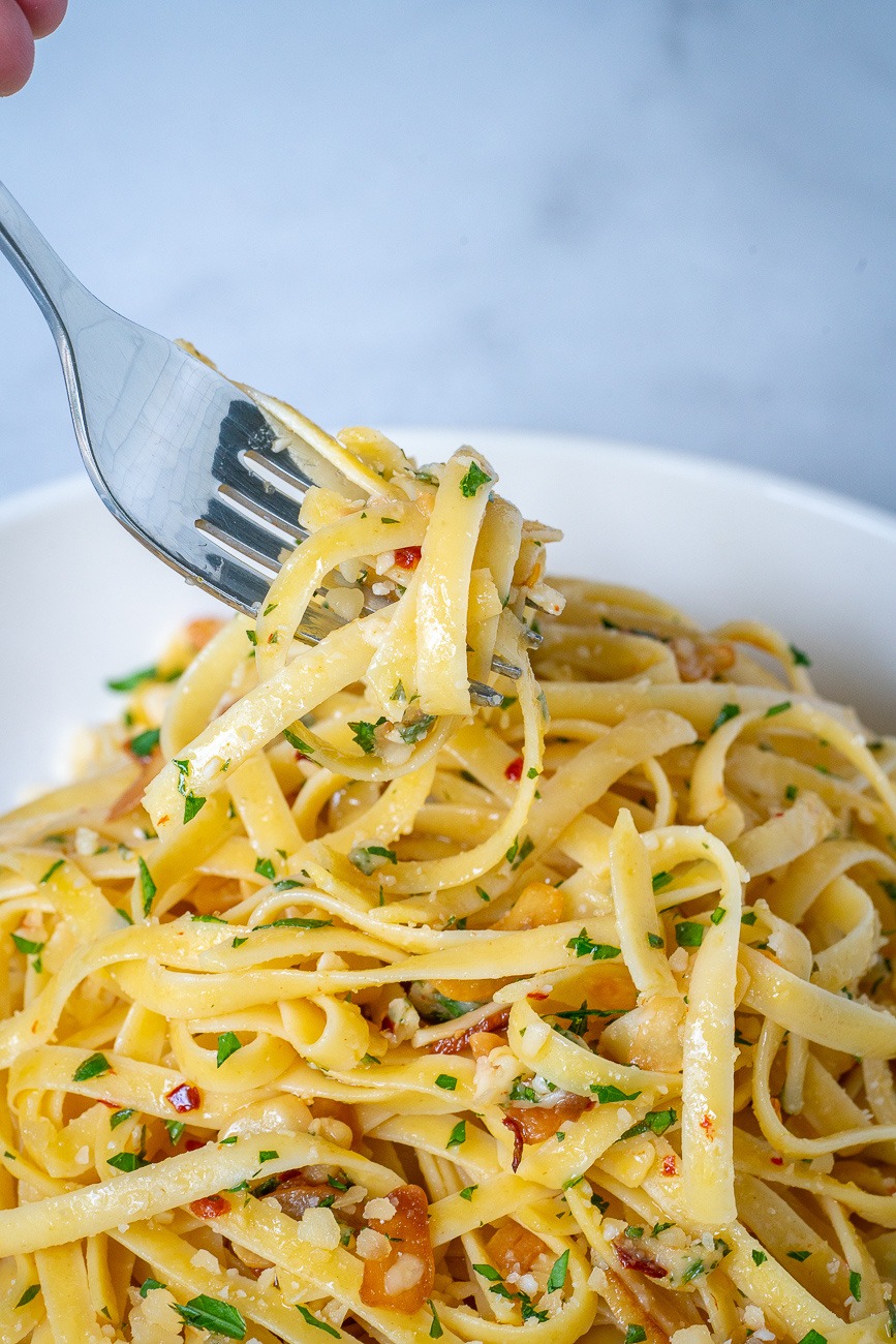 Fettucine Aglio e Olio (I Oy) Fettucine Aglio e Olio (I Oy)