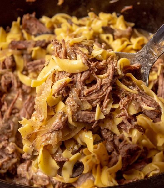 Slow Cooker Pot Roast Beef Stroganoff Slow Cooker Pot Roast Beef Stroganoff