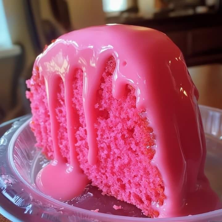 Barbie Pink Strawberry Cake with Strawberry Cream Cheese Icing Barbie Pink Strawberry Cake with Strawberry Cream Cheese Icing