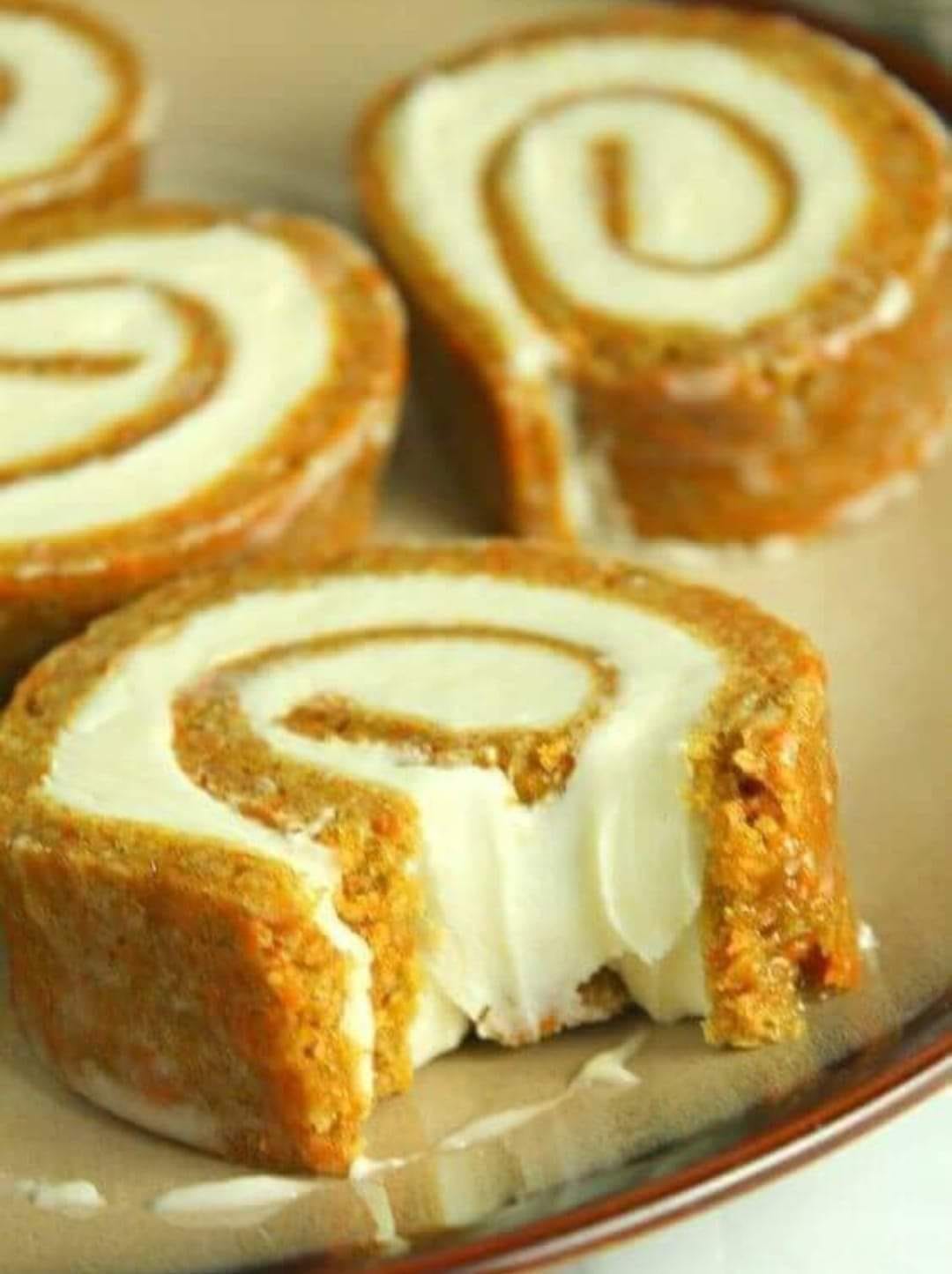 Carrot Cake Roll with Cream Cheese Filling Carrot Cake Roll with Cream Cheese Filling